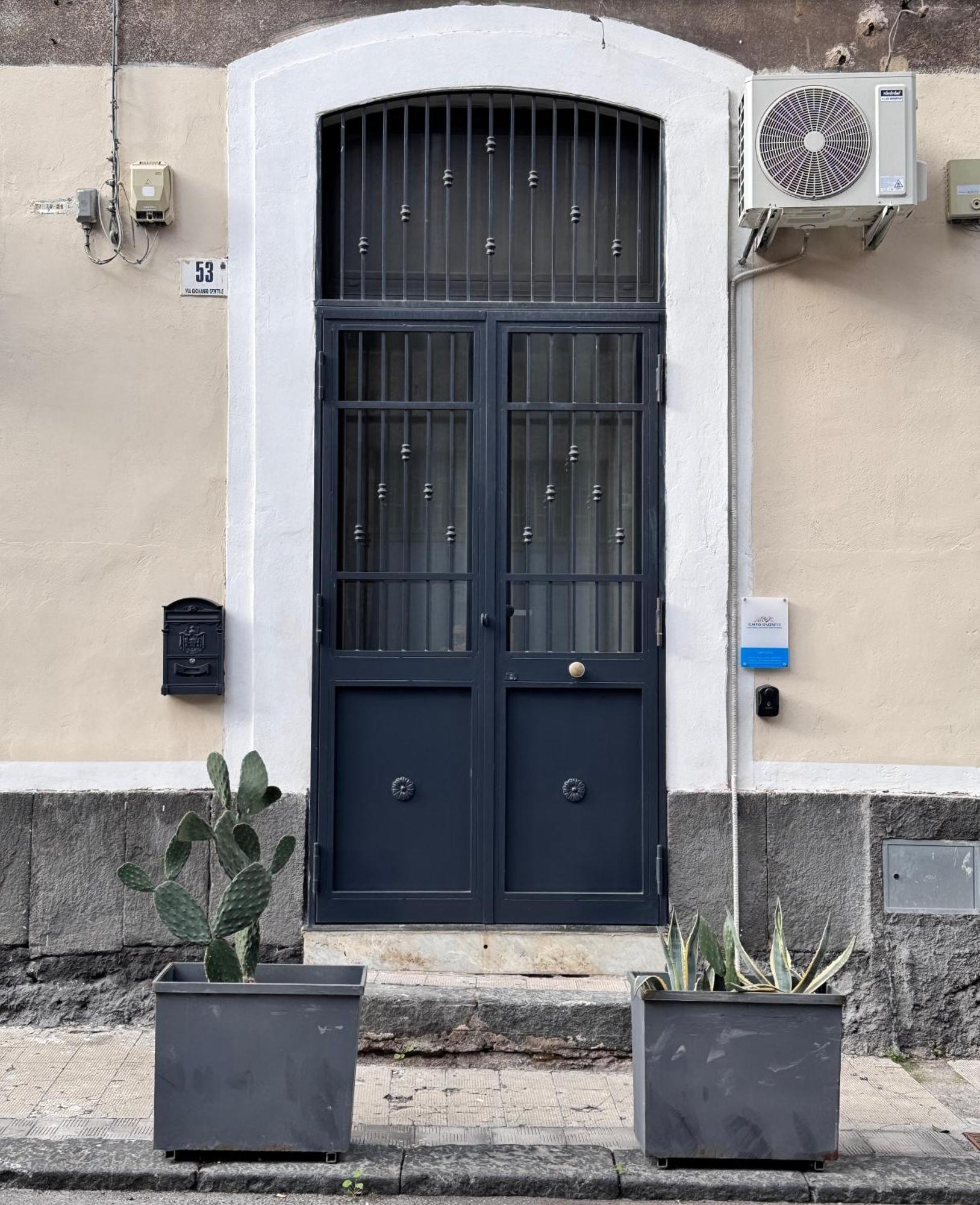 Almond Apartment Katania Zewnętrze zdjęcie